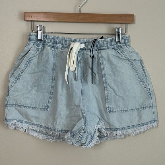 Blank NYC Doing Too Much Light Wash Elastic Waist Shorts Size Small - Picture 4 of 9